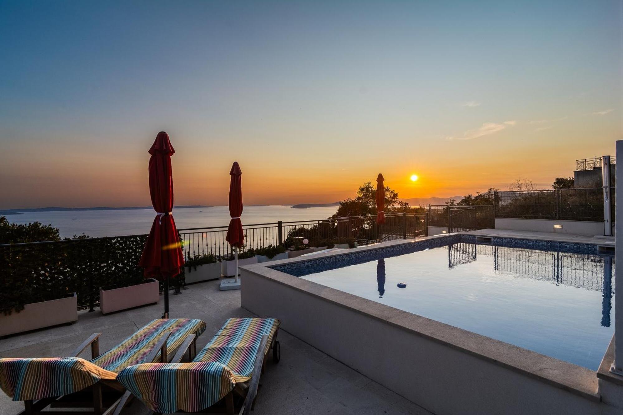 Villa Kuca Za Odmor R&A Podstrana Exterior foto