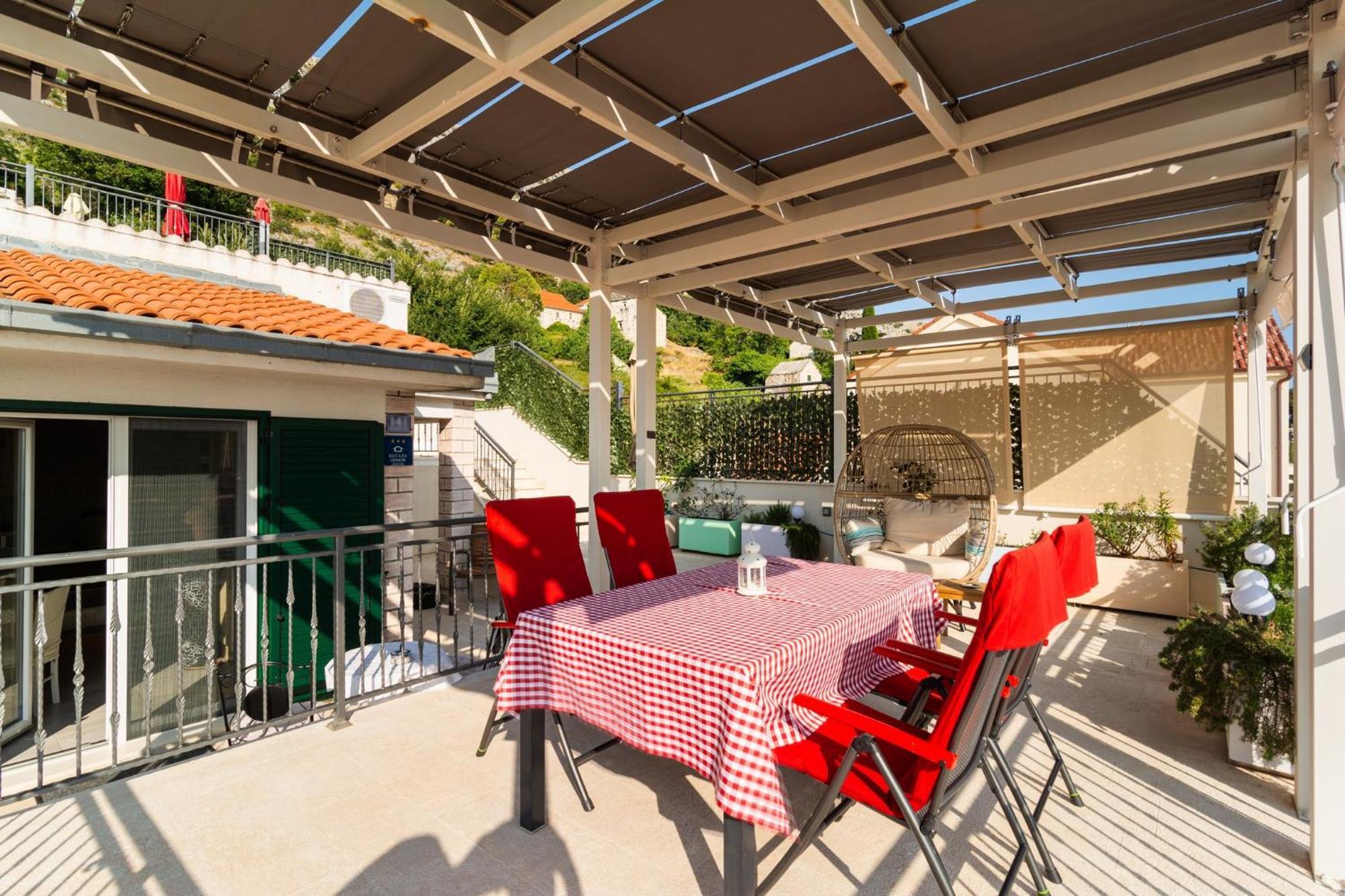 Villa Kuca Za Odmor R&A Podstrana Exterior foto